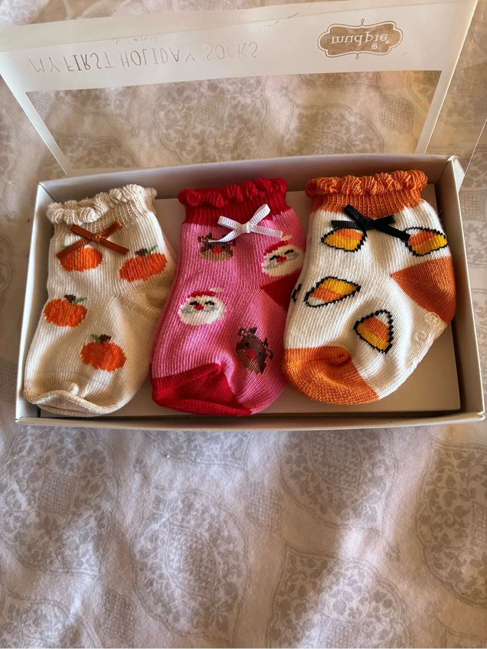 NWT MUD PIE My First Holiday Baby Socks  3 - Pair Size 0-12